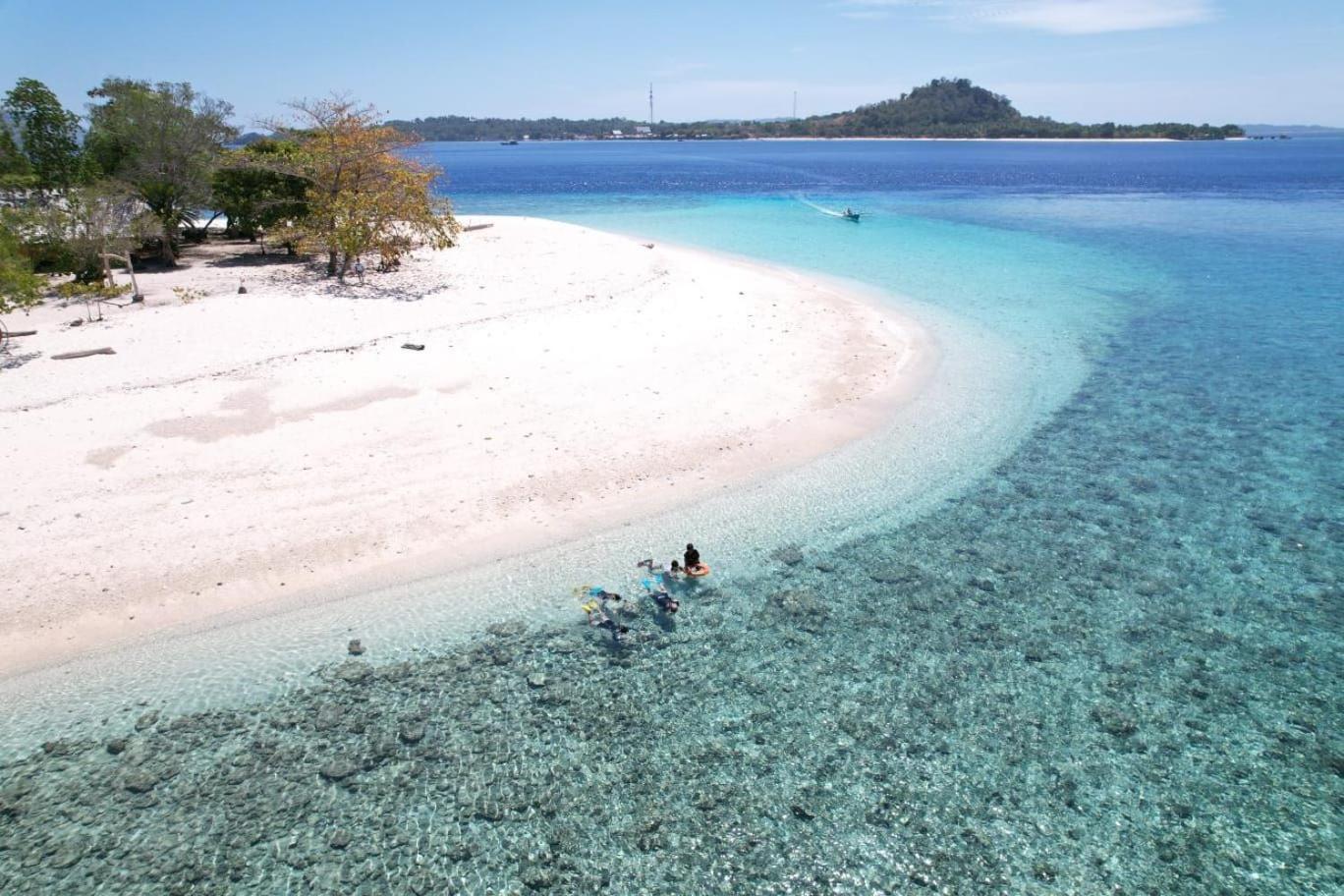 Pondok Wisata Noah Likupang Exterior photo